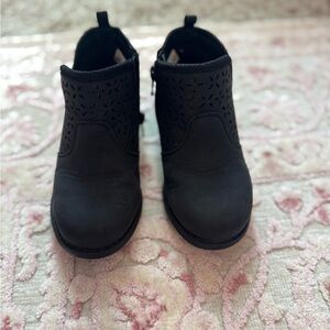 OshKosh B'gosh Black Boots